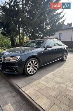Седан Audi A4 2017 в 