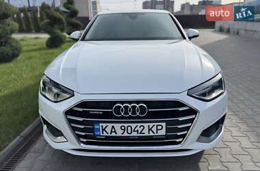 Седан Audi A4 2020 в 
