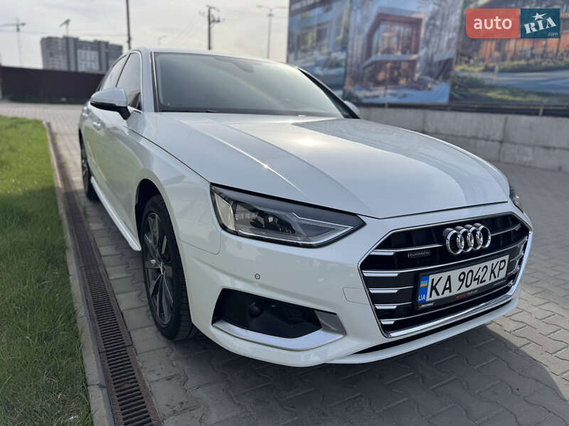 Седан Audi A4 2020 в Києві