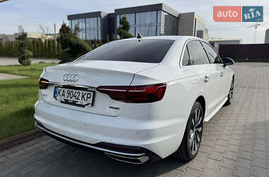 Седан Audi A4 2020 в 