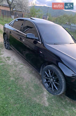 Седан Audi A4 2013 в 