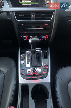 Седан Audi A4 2013 в 