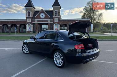 Седан Audi A4 2012 в 