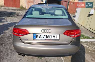 Седан Audi A4 2010 в 