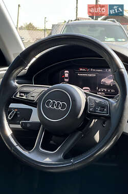 Седан Audi A4 2016 в 