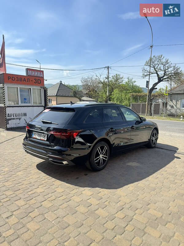 Универсал Audi A4 2020 в Сваляве