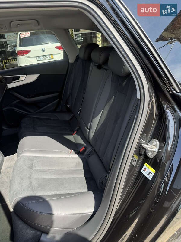 Универсал Audi A4 2020 в Сваляве