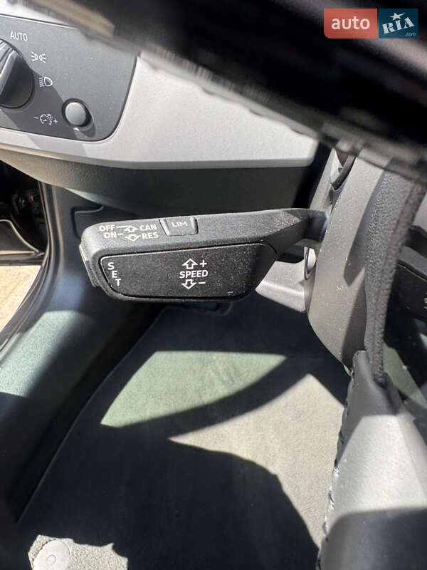 Универсал Audi A4 2020 в Сваляве