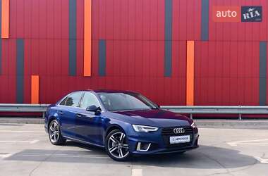 Седан Audi A4 2018 в Киеве