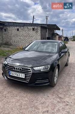 Седан Audi A4 2016 в Олександрії