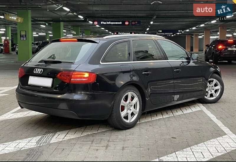 Універсал Audi A4 2011 в Тернополі