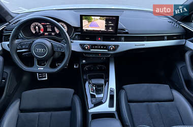 Седан Audi A4 2020 в 