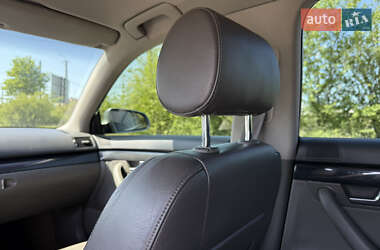 Универсал Audi A4 2002 в 