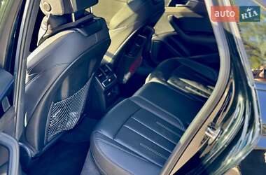 Седан Audi A4 2023 в 