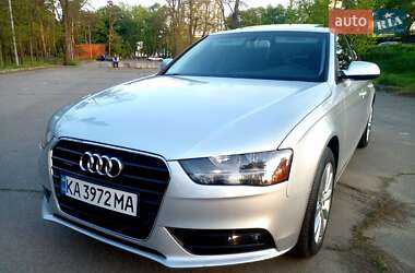 Седан Audi A4 2012 в 