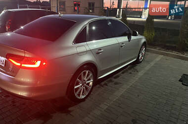 Седан Audi A4 2013 в 