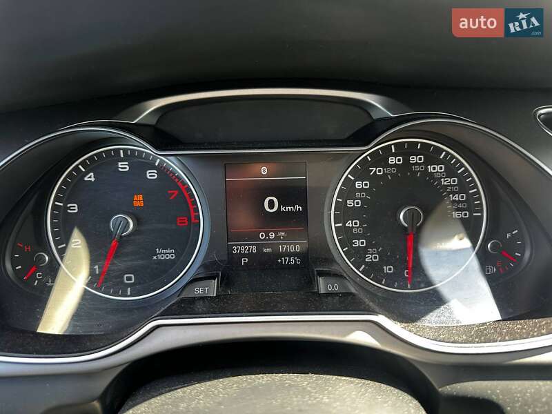 Седан Audi A4 2013 в Ровно