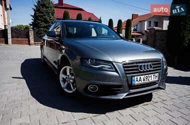 Седан Audi A4 2011 в 