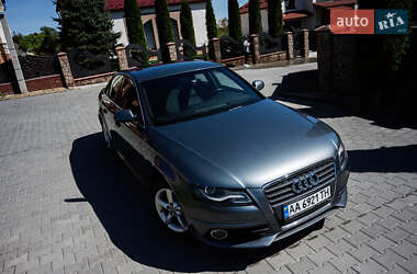 Седан Audi A4 2011 в 