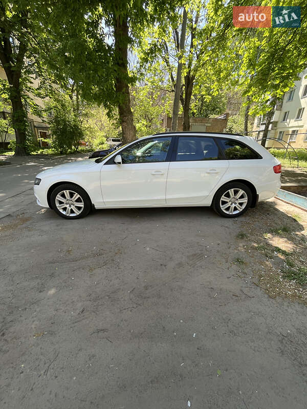 Универсал Audi A4 2010 в Черкассах фото 3 Универсал Audi A4 2010 в Черкассах