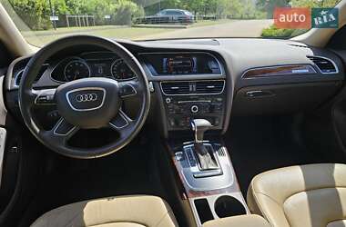 Седан Audi A4 2012 в 