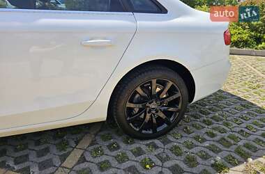 Седан Audi A4 2012 в 