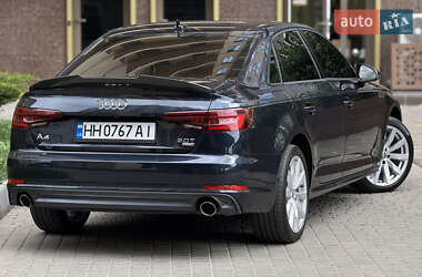 Седан Audi A4 2018 в 
