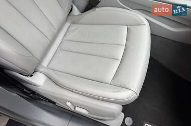 Седан Audi A4 2018 в 