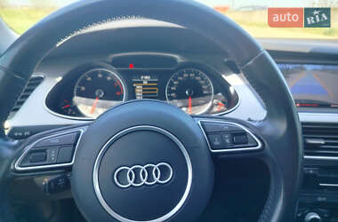 Седан Audi A4 2015 в 