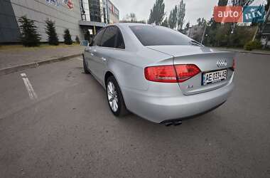 Седан Audi A4 2011 в 