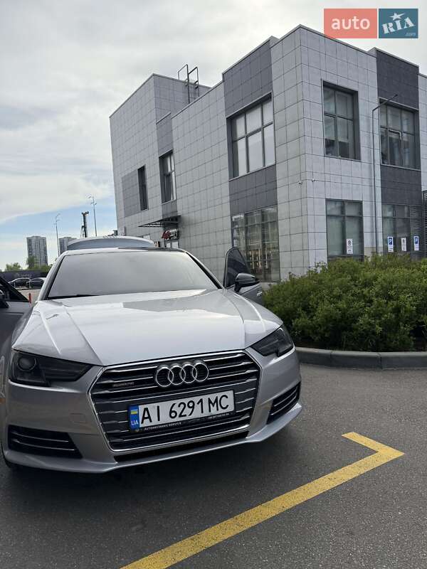 Седан Audi A4 2017 в Киеве