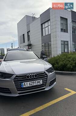 Седан Audi A4 2017 в 