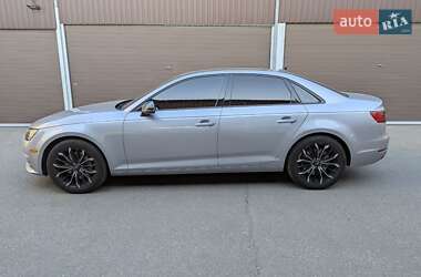 Седан Audi A4 2017 в 