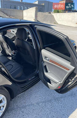 Седан Audi A4 2015 в 