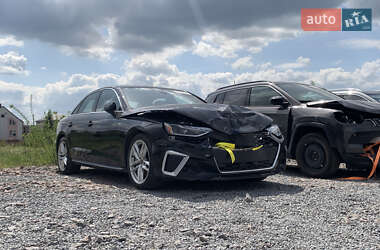Седан Audi A4 2023 в Львове