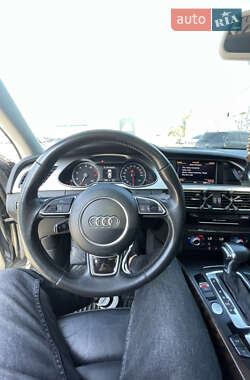 Седан Audi A4 2015 в 