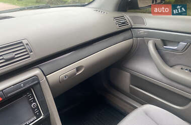 Универсал Audi A4 2002 в 