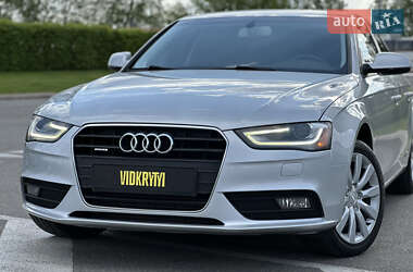 Седан Audi A4 2012 в 