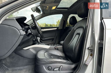 Седан Audi A4 2012 в 
