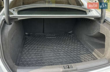 Седан Audi A4 2012 в 