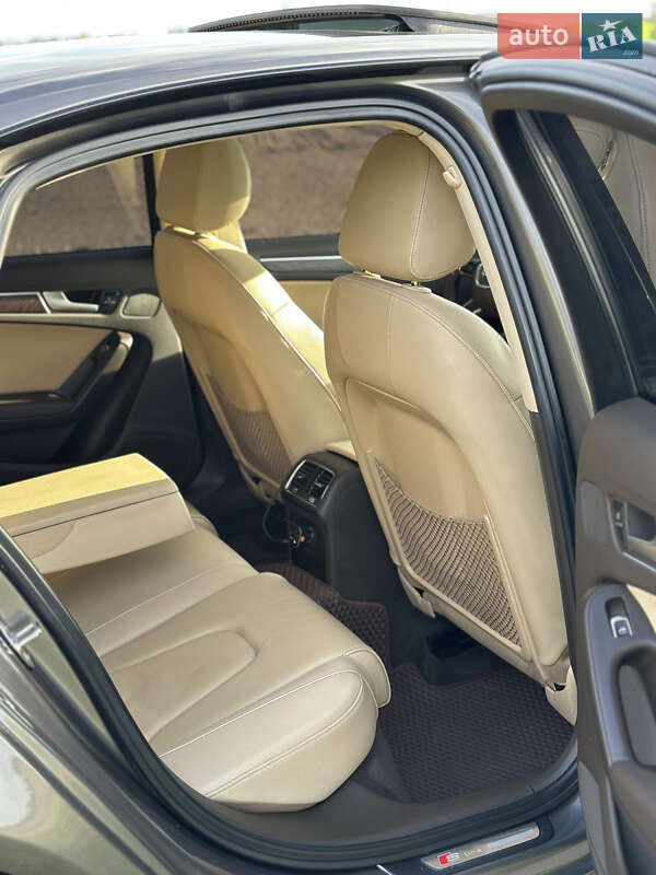 Седан Audi A4 2014 в Чернігові