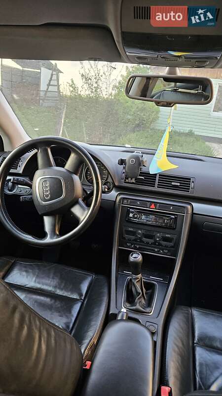 Седан Audi A4 2005 в Барановке