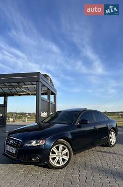 Седан Audi A4 2011 в 