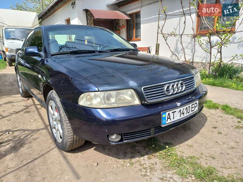Седан Audi A4 1999 в 
