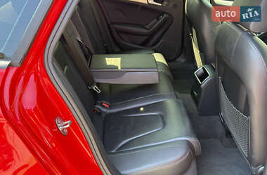 Седан Audi A4 2015 в 