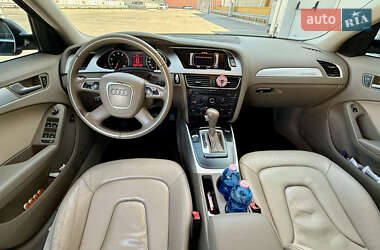 Седан Audi A4 2011 в 