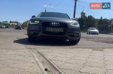 Седан Audi A4 2014 в 