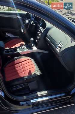 Универсал Audi A4 2013 в 