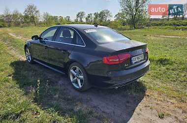 Седан Audi A4 2014 в 