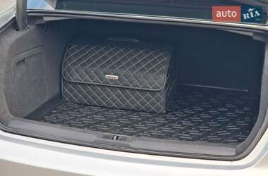 Седан Audi A4 2013 в 